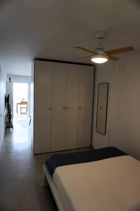 Apartamento Primera Linea Playa Las Palmas Exterior photo